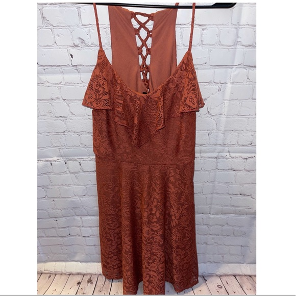 City Triangles Dress - Picture 3 of 7